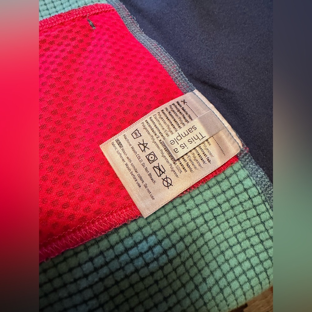 Kari Traa Women's Top in Dark Green and Pink - Picture 8 of 8